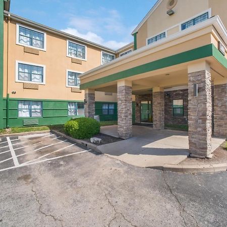 Hometowne Studios By Red Roof St. Louis - Airport/N Lindbergh Hazelwood Zewnętrze zdjęcie