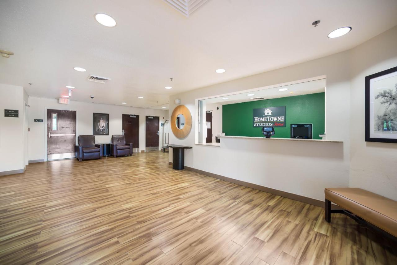 Hometowne Studios By Red Roof St. Louis - Airport/N Lindbergh Hazelwood Zewnętrze zdjęcie