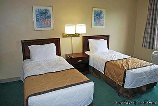 Hometowne Studios By Red Roof St. Louis - Airport/N Lindbergh Hazelwood Zewnętrze zdjęcie